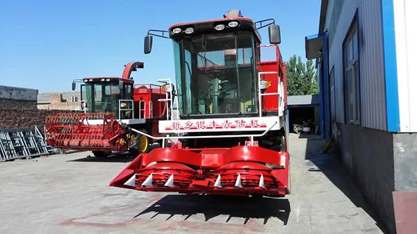 廣西北海客戶，定制升高版銀豐青儲機！